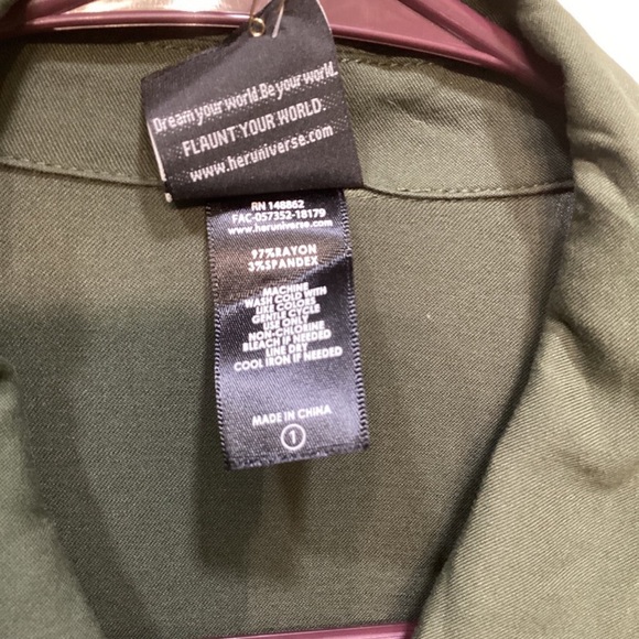 Torrid Her Universe Caption Marvel Olive Patchwork Shirt Dress Size 1~NWT! - Picture 7 of 12